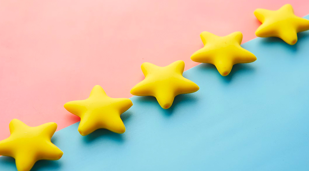 Close up of 3d stars shown in a diagonal line